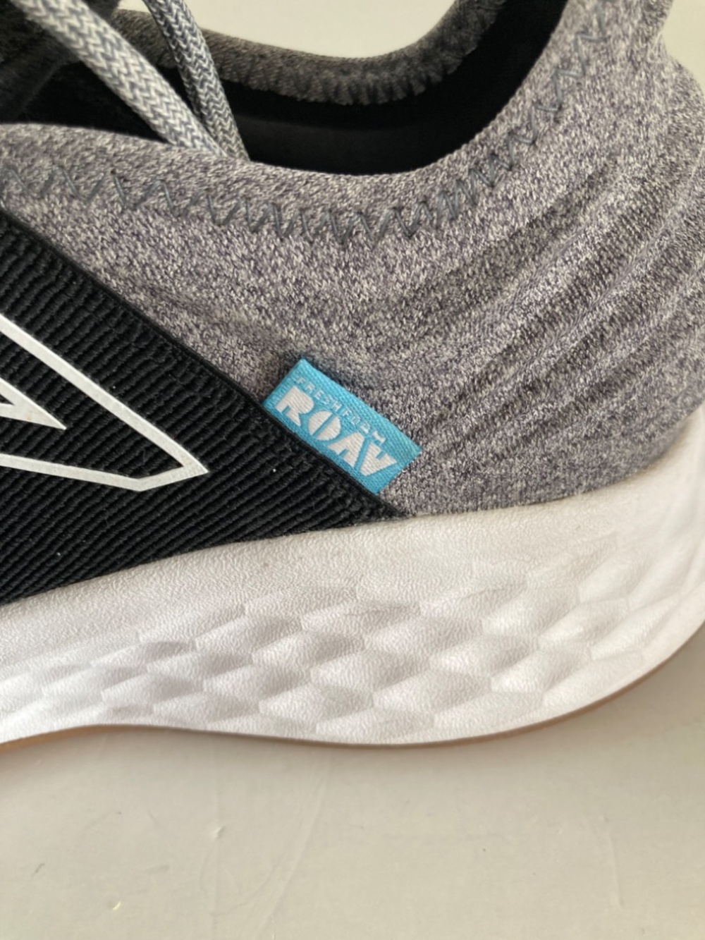 New Balance Fresh Foam ROAV Sneakers Womens 8 Black Slip On Running Shoes NWOT - Picture 13 of 16